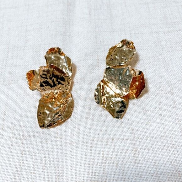 Hammered flower earrings N190 - Picture 3 of 6